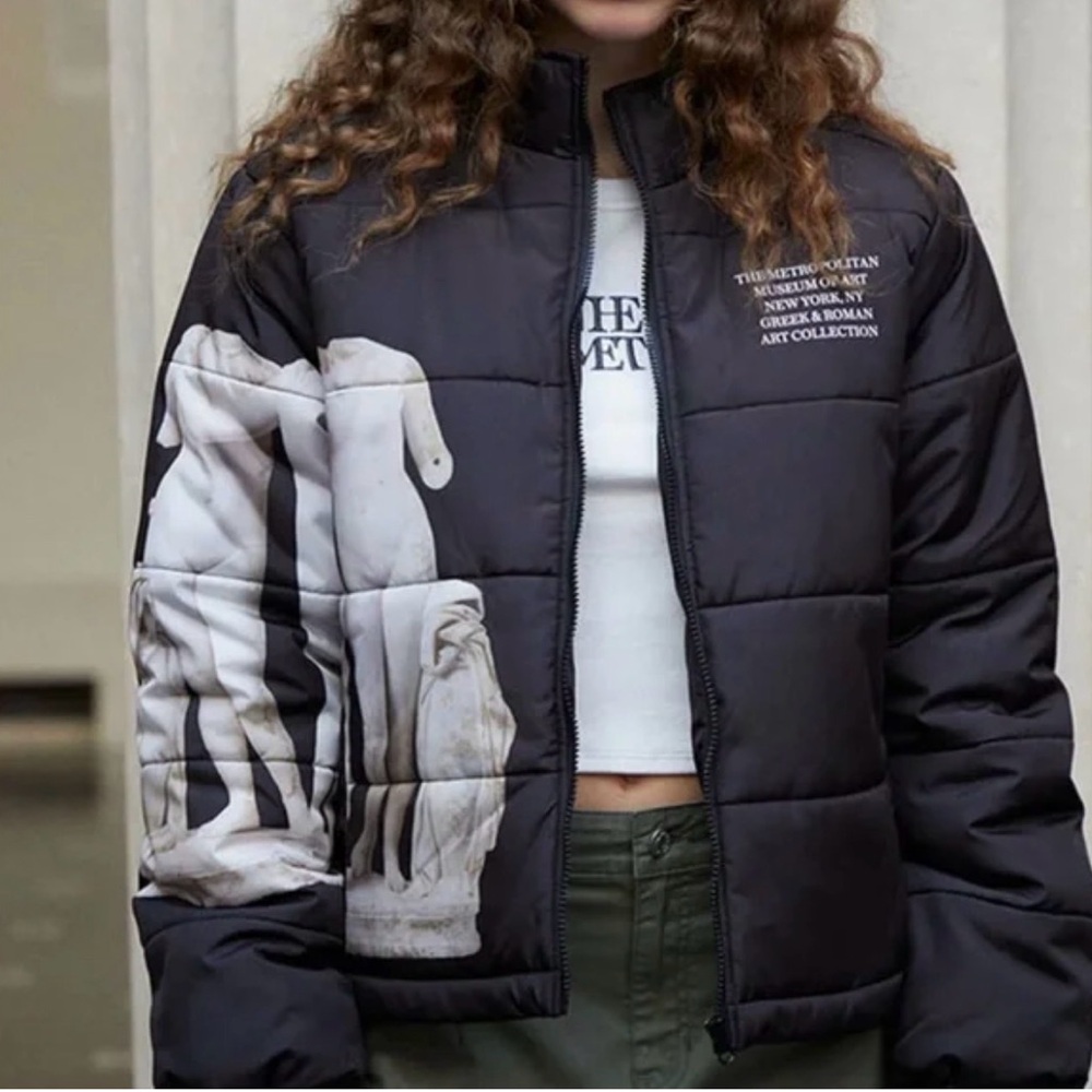 The Met x PacSun Statue Puffer Jacket XS